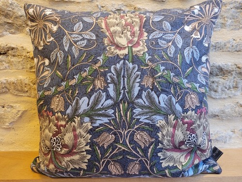 William morris honeysuckle - william,