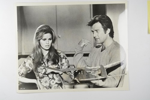 Raquel welch robert - welch, wagner