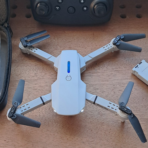 Foldable quadcopter drone - foldable,