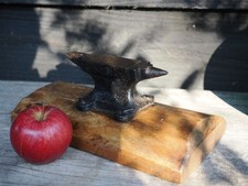 Antique Cast Iron Jewellers Or Watchmakers Anvil