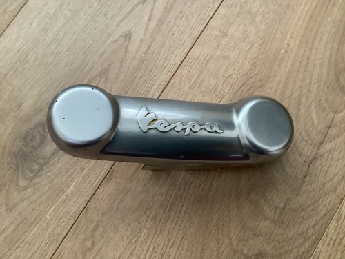 Piaggio vespa scooter - piaggio,