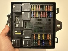 Jaguar XJ 4.2 2007 engine fuse box 5W93-14A073-AC Fully Working