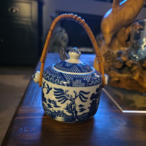 Vintage willow pattern lidded - vintage,