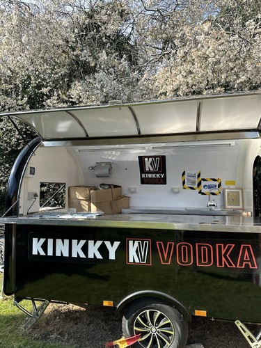 Mobile bar trailer - mobile,