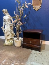 Stag Minstrel 1 Drawer Bedside