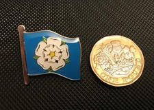 YORKSHIRE ROSE FLAG ENAMEL PIN