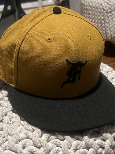 Fear god essentials - new, era