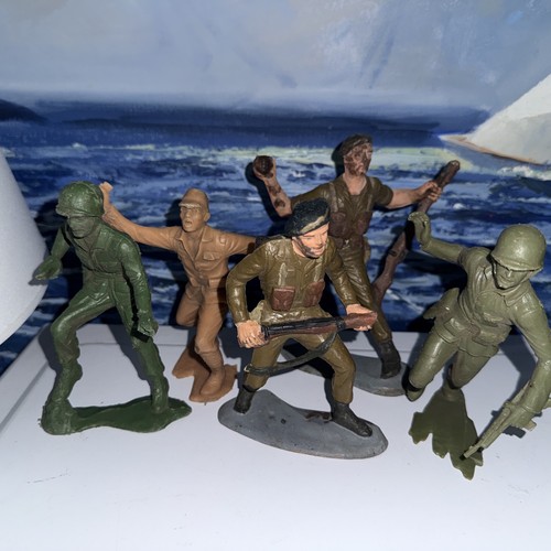 Louis marx army men - louis, toy