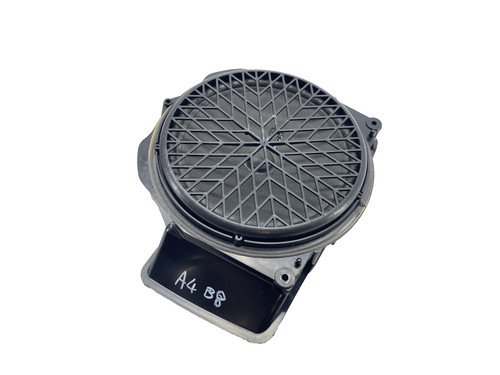 Audi rear center middle - a4,