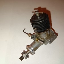 1954 AM 25 MkI 2.5cc model plane diesel engine, Dennis Allen's 1st engine design