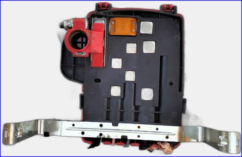 Positive battery terminal - battery,