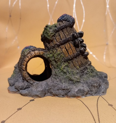 Top fin barnacle barrel - fin,