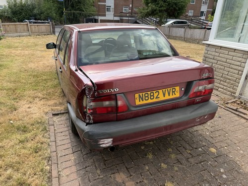 Volvo 850 1996 - , red