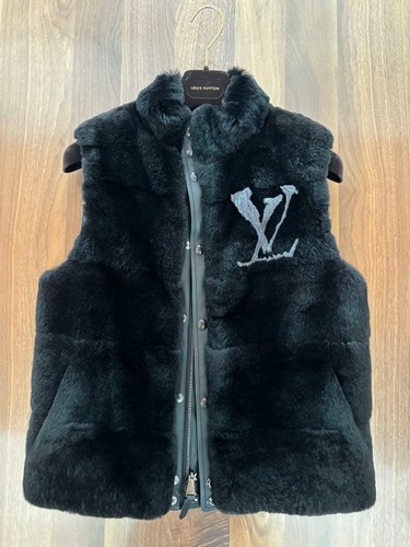 New louis vuitton reversible - louis,
