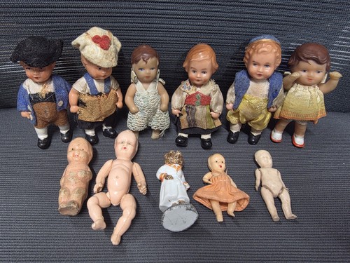 Vintage dolls house dolls