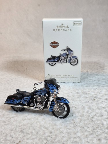 Hallmark keepsake ornament - hallmark,