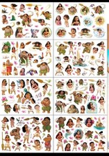 2 x Disney Princess Moana