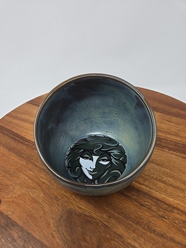 Pet bowl dish - dish, madame