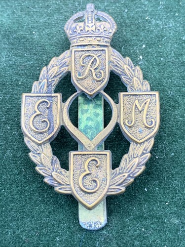 British army cap badge - british,