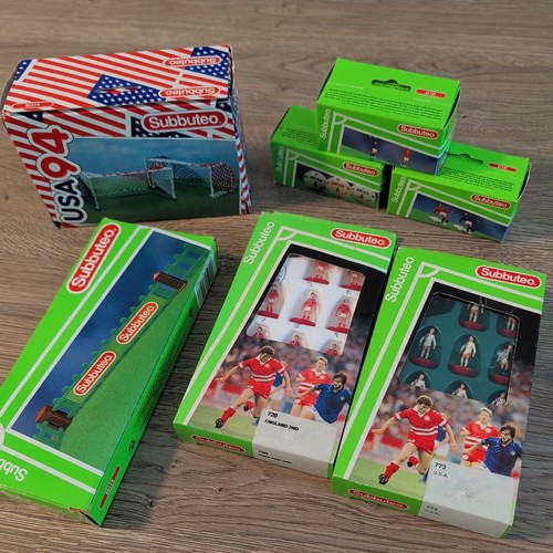 Subbuteo mix items - subbuteo,