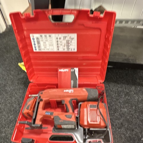 Hilti cordless nail gun - 3,