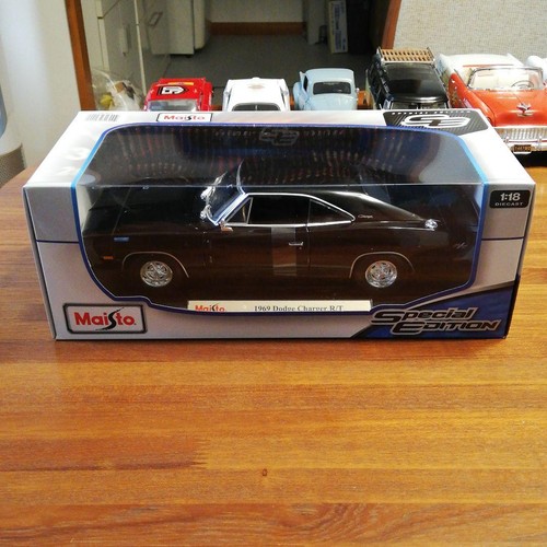 Maisto 1969 dodge - maisto, 1/18