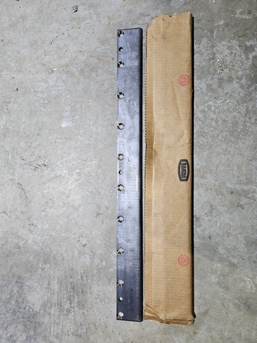 Genuine toro bottom - toro, blade