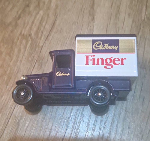 Lledo days gone chevrolet van - lledo,
