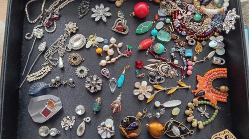 Jewellery havested bits and - jewellery,
