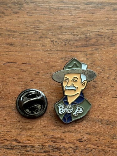 Baden powell pin - baden, badge