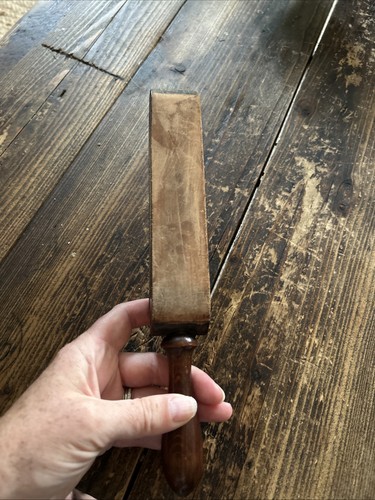 Antique leather razor paddle - antique,