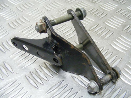 Ybr125 engine mounts - mounts, genuine