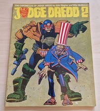 TITAN BOOKS - THE CHRONICLES OF JUDGE DREDD VOL 2 - 1986 - GOOD CONDITION