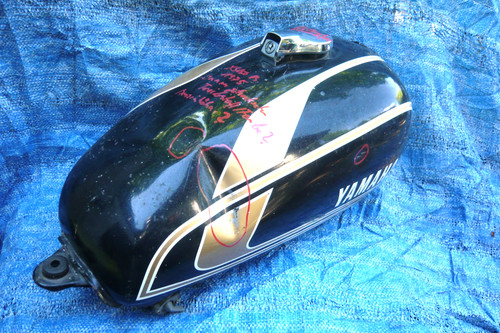 Yamaha xs650 1975 tank - yamaha,