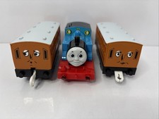 Tomy Trackmaster Original Thomas The Tank Engine Battery Train Annie Clarabel