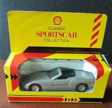 Shell classic sports car