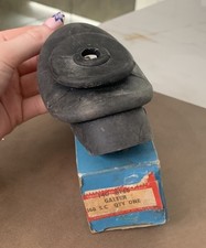 NOS BMC Genuine 14G8760 Gaiter