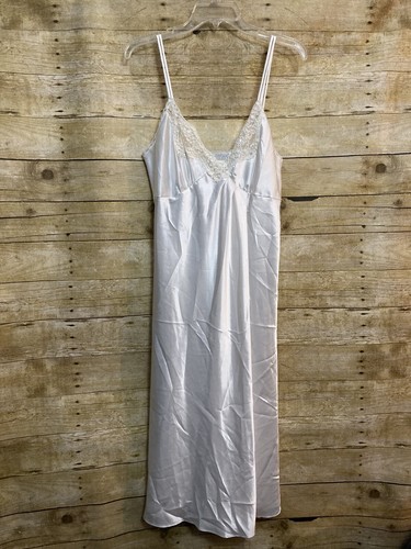 Vtg val mode nightgown white - mode, m