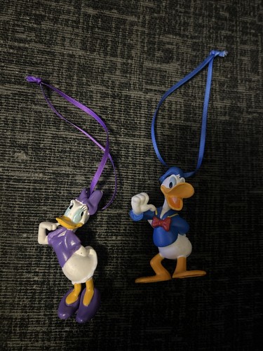 Disney donald duck daisy - donald,