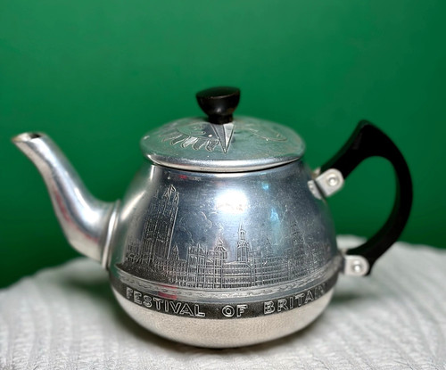 Aluminum teapot 1951 festival - aluminum,