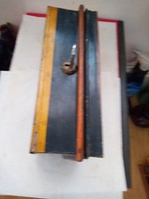 Vintage Metal Cash Box Work Box Storage Tin With Key Lock.