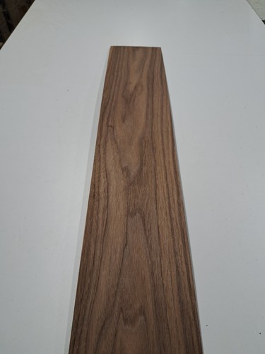 Constructional walnut veneer - walnut,