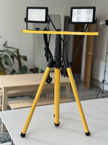 Led 40w tripod light new - 1,