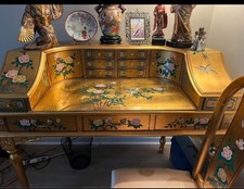 Gorgeous Asian Desk and chair