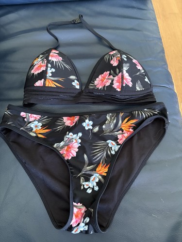 New look 915 bikini - age, 12-13