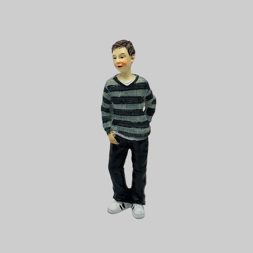 Dolls house resin modern - dolls,