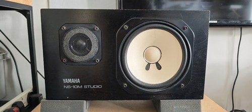 Yamaha studio monitor - yamaha, m