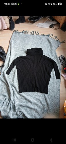 Black oversized bat wing - black,
