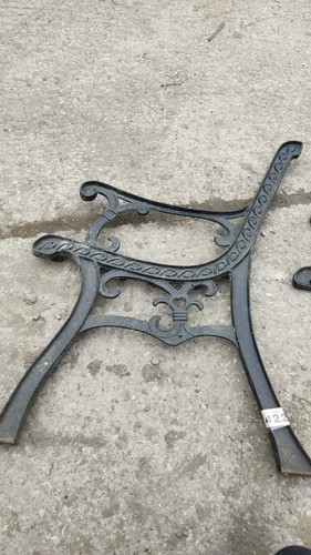 Pair heavy cast iron metal - cast,
