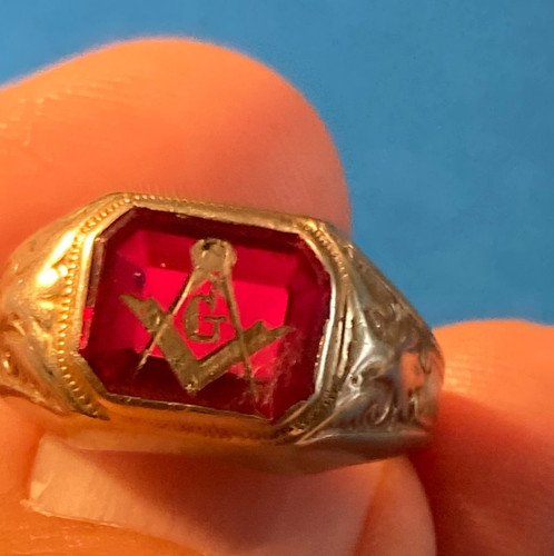 10k gold red inlay square - gold,
